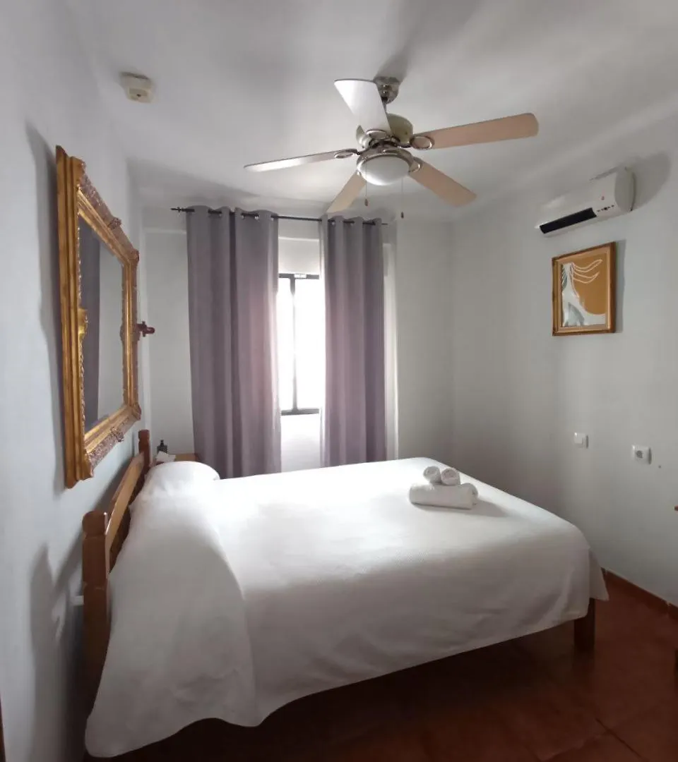 Hostal R-Conecta Cuevas De San Marcos 0*,