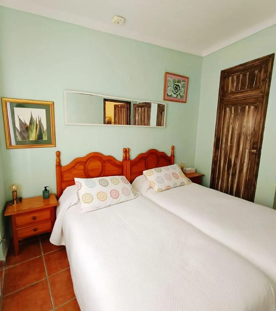 Hostal R-Conecta Cuevas De San Marcos 0*,